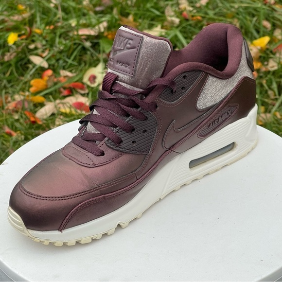 Nike Air Max 90 PRM Shoes Womens 8 Metallic Mahogany Running Sneakers 896497-903 - Picture 7 of 13